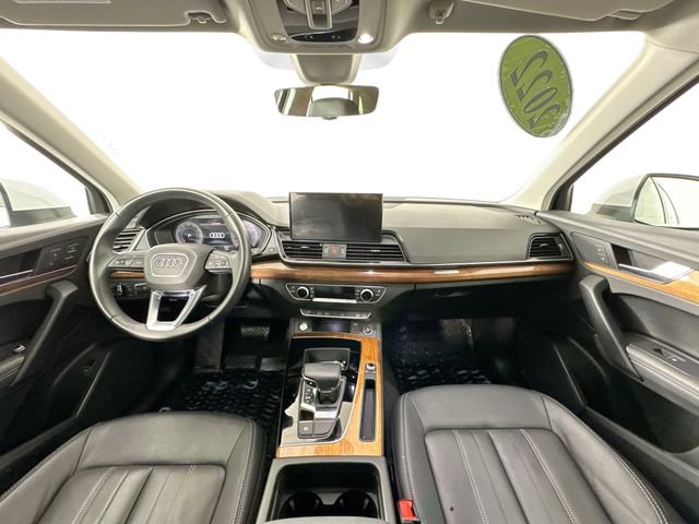 Used 2022 Audi Q5 2.0T Premium Plus w/ Premium Plus Package image 3