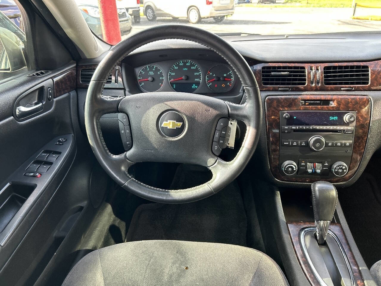 Used 2012 Chevrolet Impala LT FWD image 12