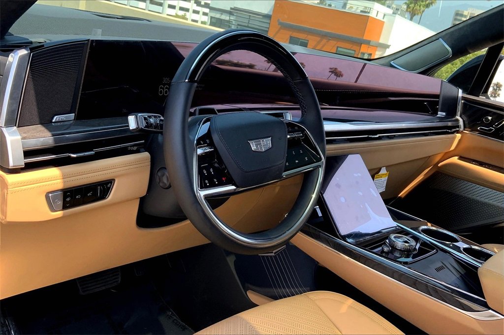 New 2025 Cadillac Escalade IQ Luxury 2 image 9