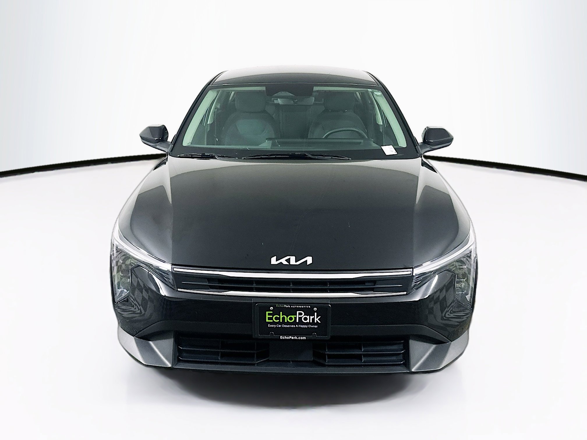 Used 2025 Kia K4 LXS image 2