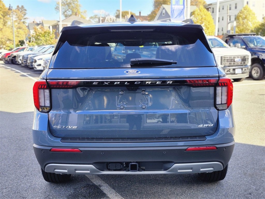New 2026 Ford Explorer Active image 4