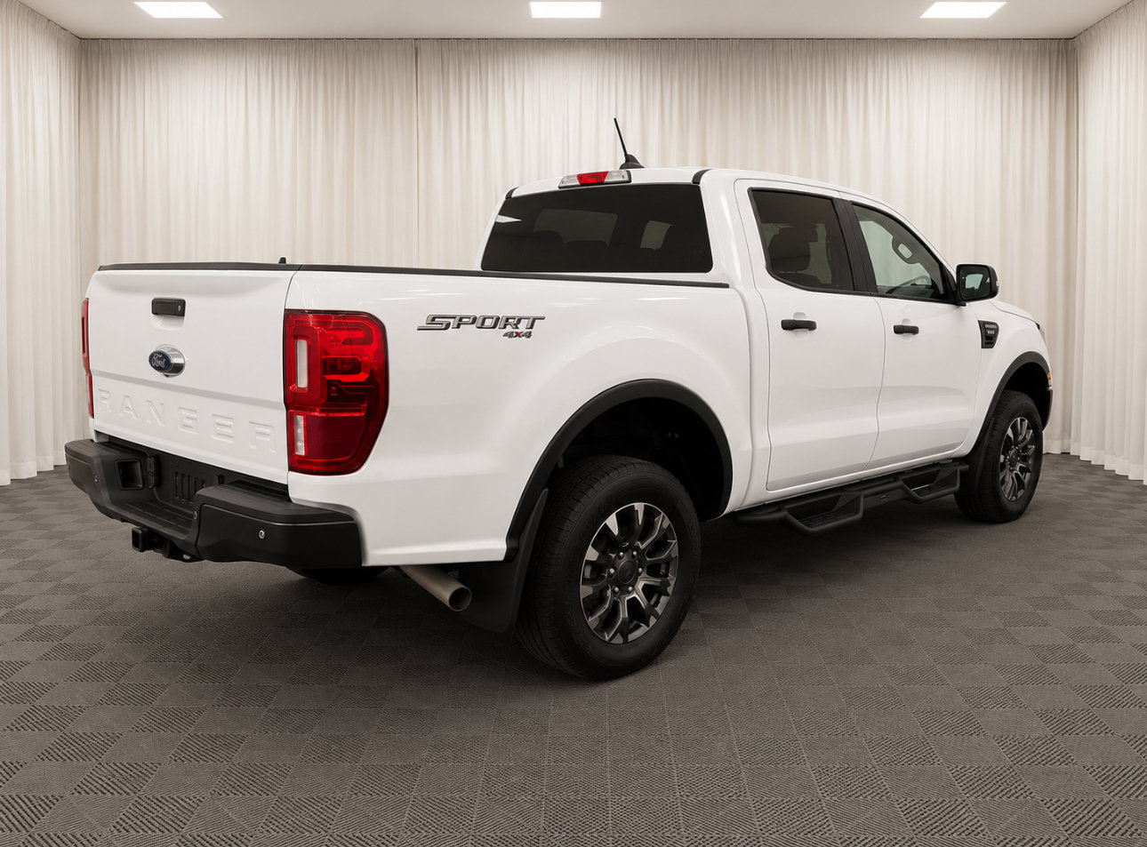 Used 2021 Ford Ranger XLT w/ Equipment Group 301A Mid AWD/4WD image 3