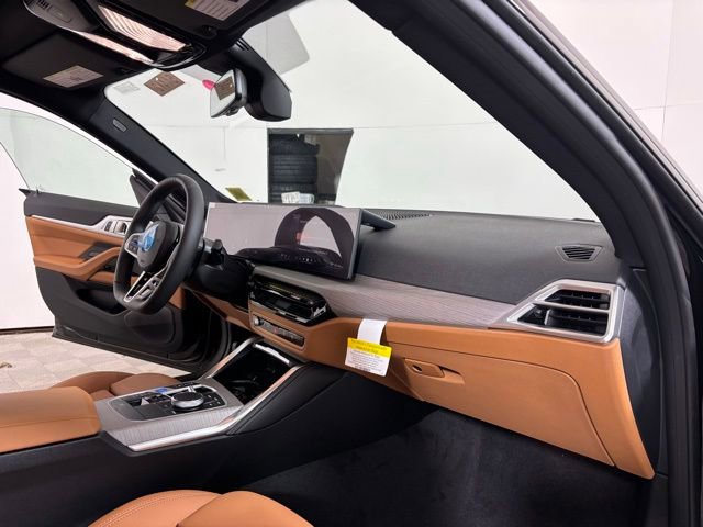 New 2026 BMW i4 xDrive40i w/ M Sport Package AWD/4WD image 17