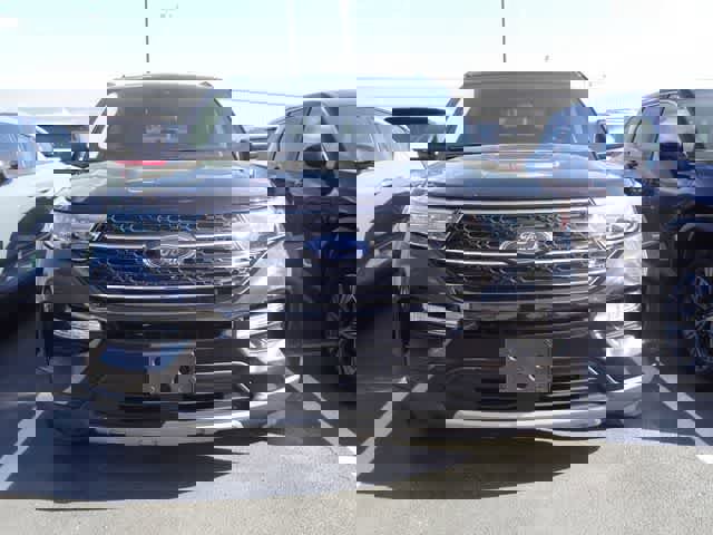 Used 2024 Ford Explorer XLT w/ Equipment Group 202A image 2