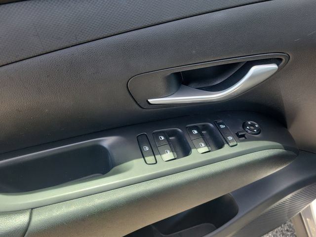 Used 2024 Hyundai Tucson SE FWD image 16