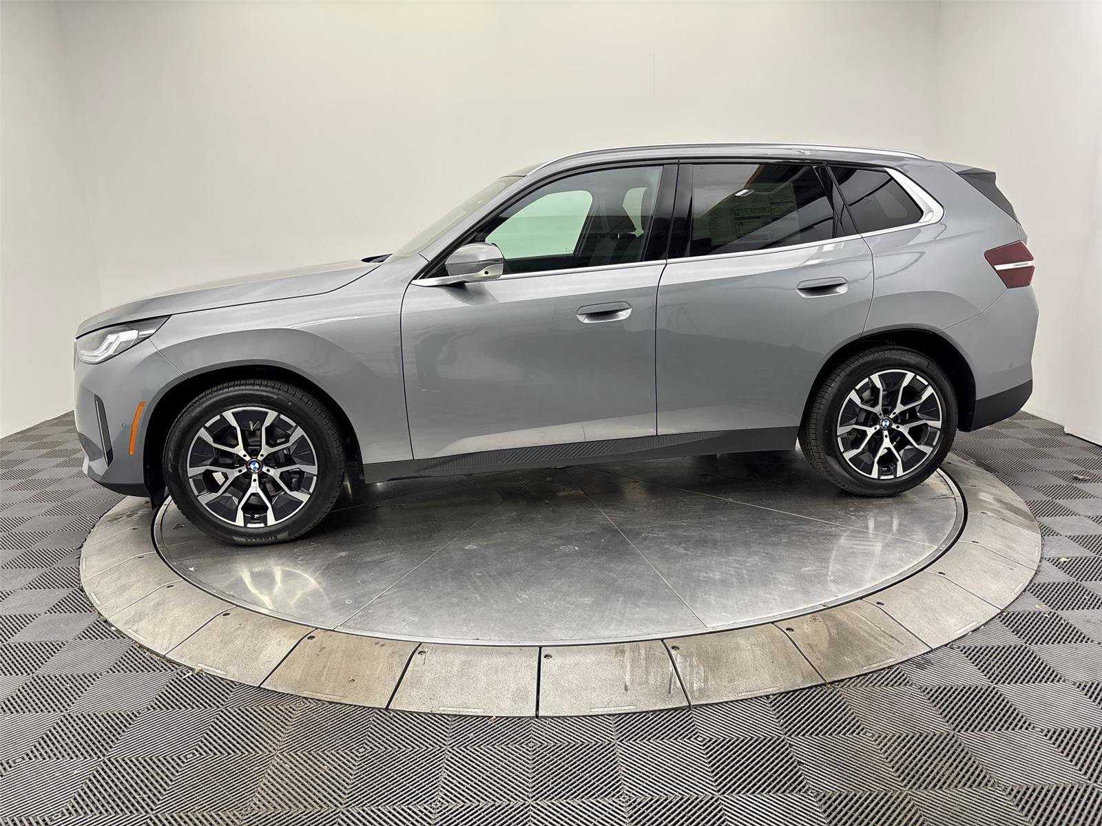New 2026 BMW X3 xDrive30i w/ Premium Package AWD/4WD image 16