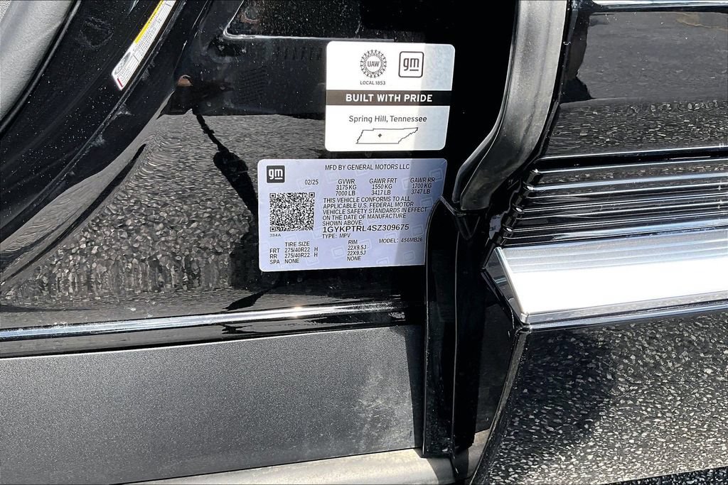 Certified 2025 Cadillac Lyriq Luxury w/ LPO, Floor Liner Package AWD/4WD image 19