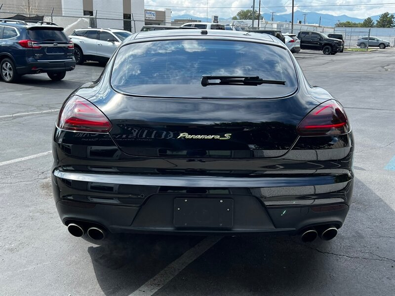 Used 2014 Porsche Panamera S RWD image 6