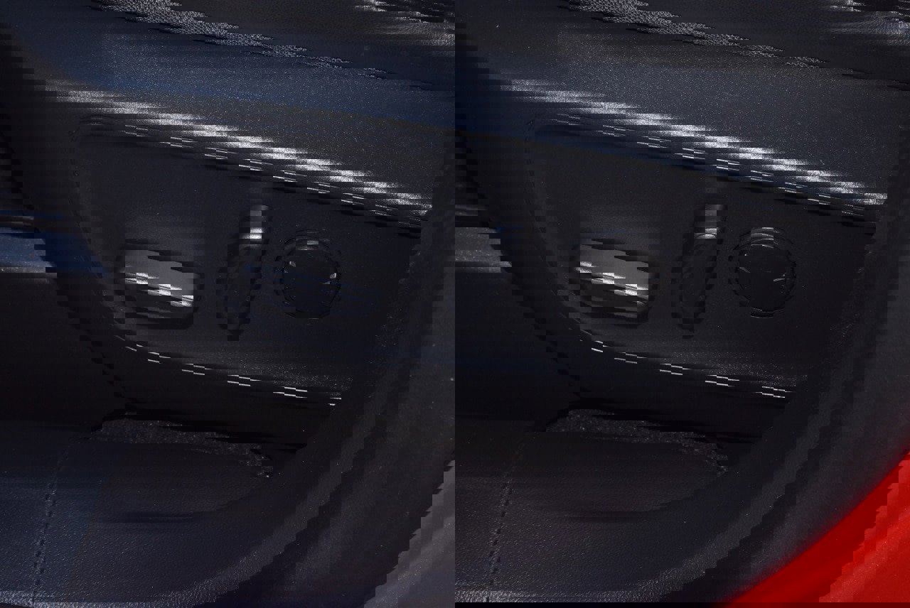 Used 2024 Ford Escape SE image 34