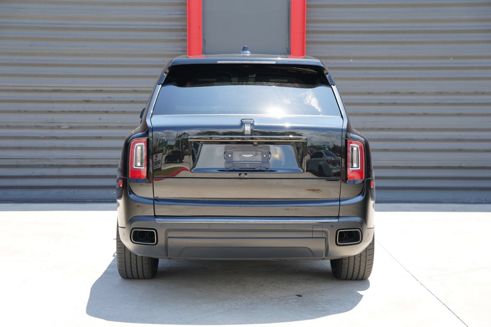Used 2022 Rolls-Royce Cullinan Black Badge AWD/4WD image 7