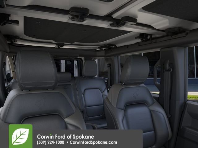 New 2026 Ford Bronco Outer Banks w/ Black Appearance Package image 12