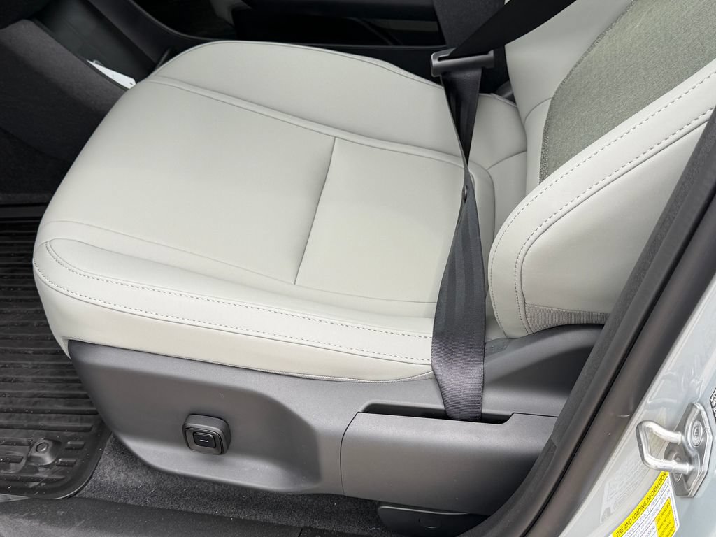 New 2026 Volvo EX30 Cross Country Ultra w/ Protection Package Premier AWD/4WD image 16