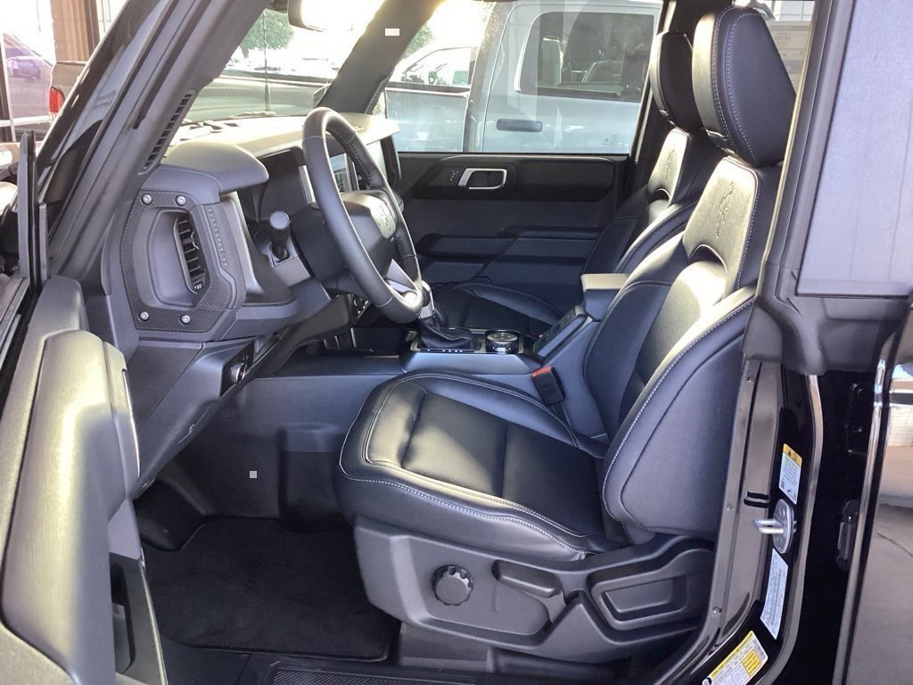 New 2025 Ford Bronco Badlands image 27