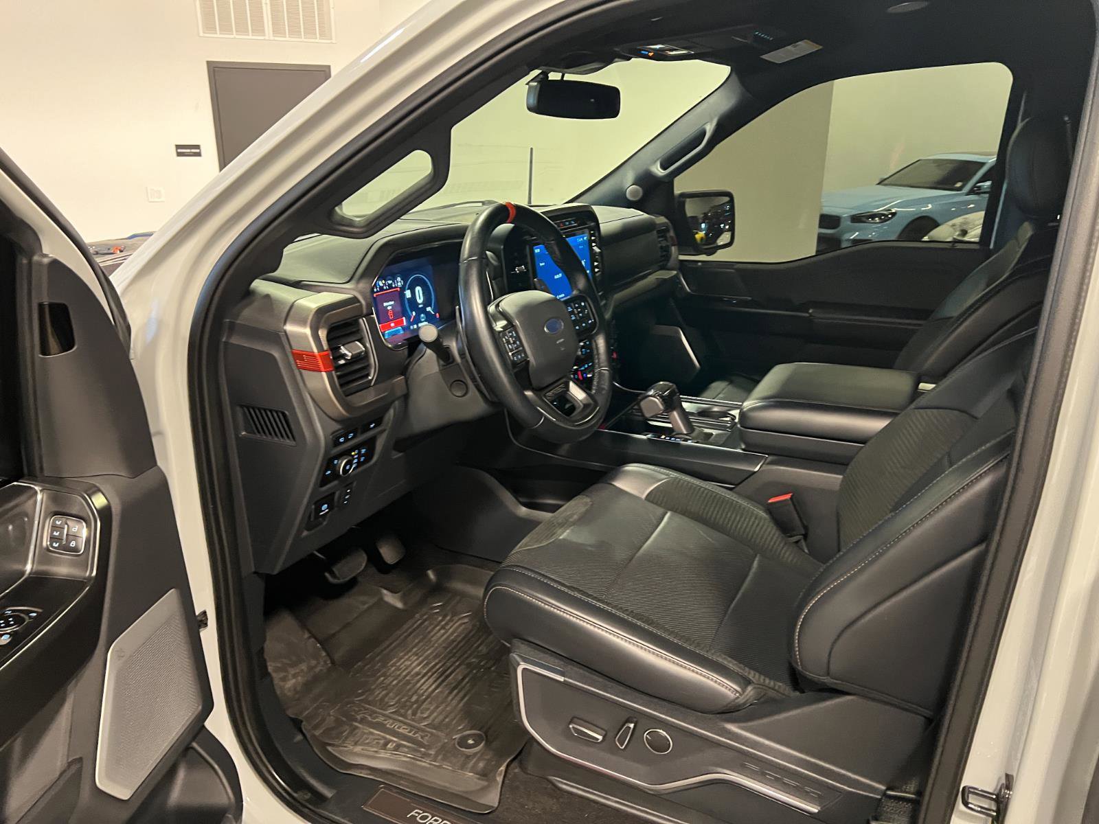 Used 2023 Ford F150 Raptor image 10