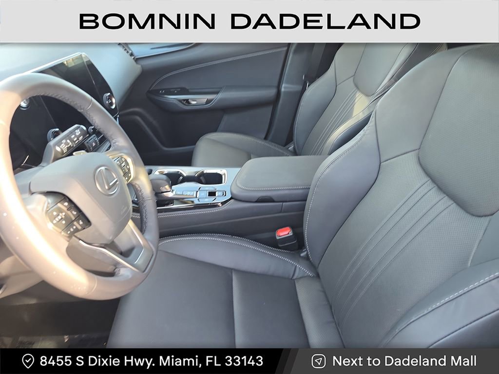 Used 2025 Lexus NX 250 250 Base image 22