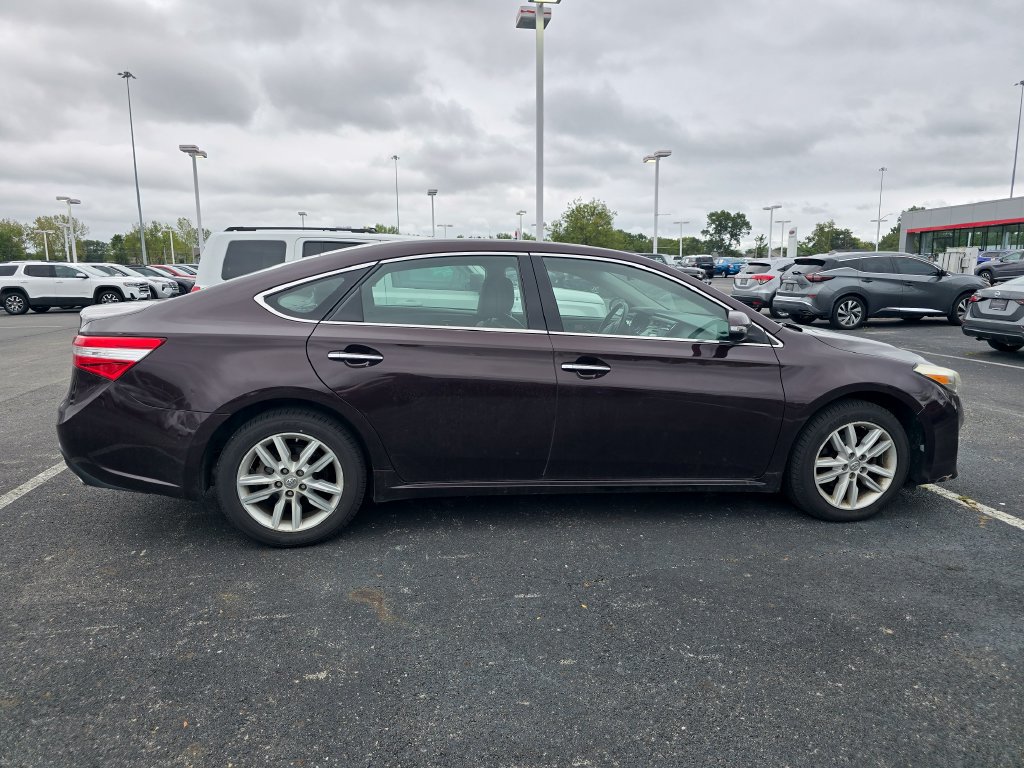 Used 2014 Toyota Avalon XLE FWD image 8