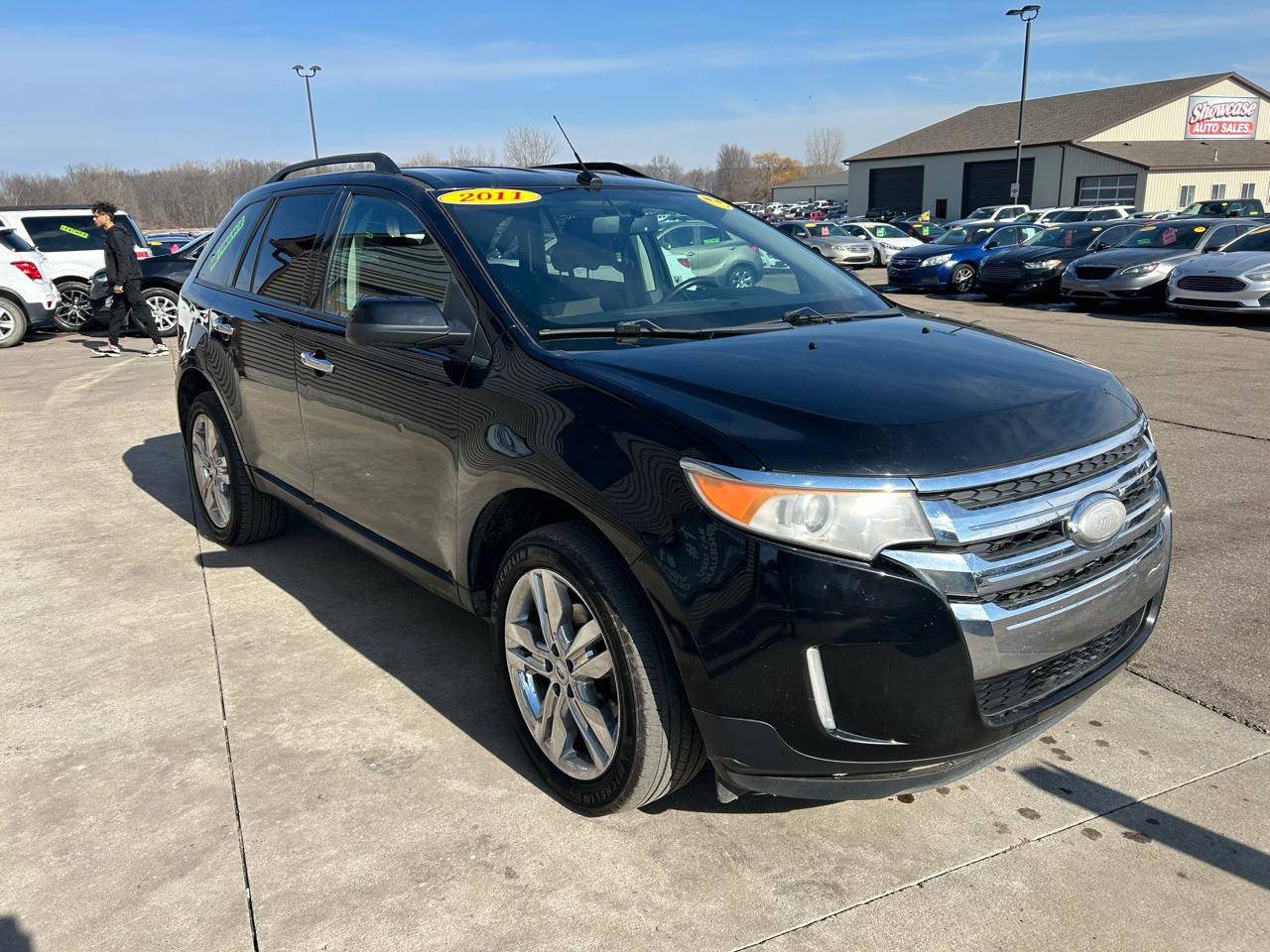 Used 2011 Ford Edge SEL image 3