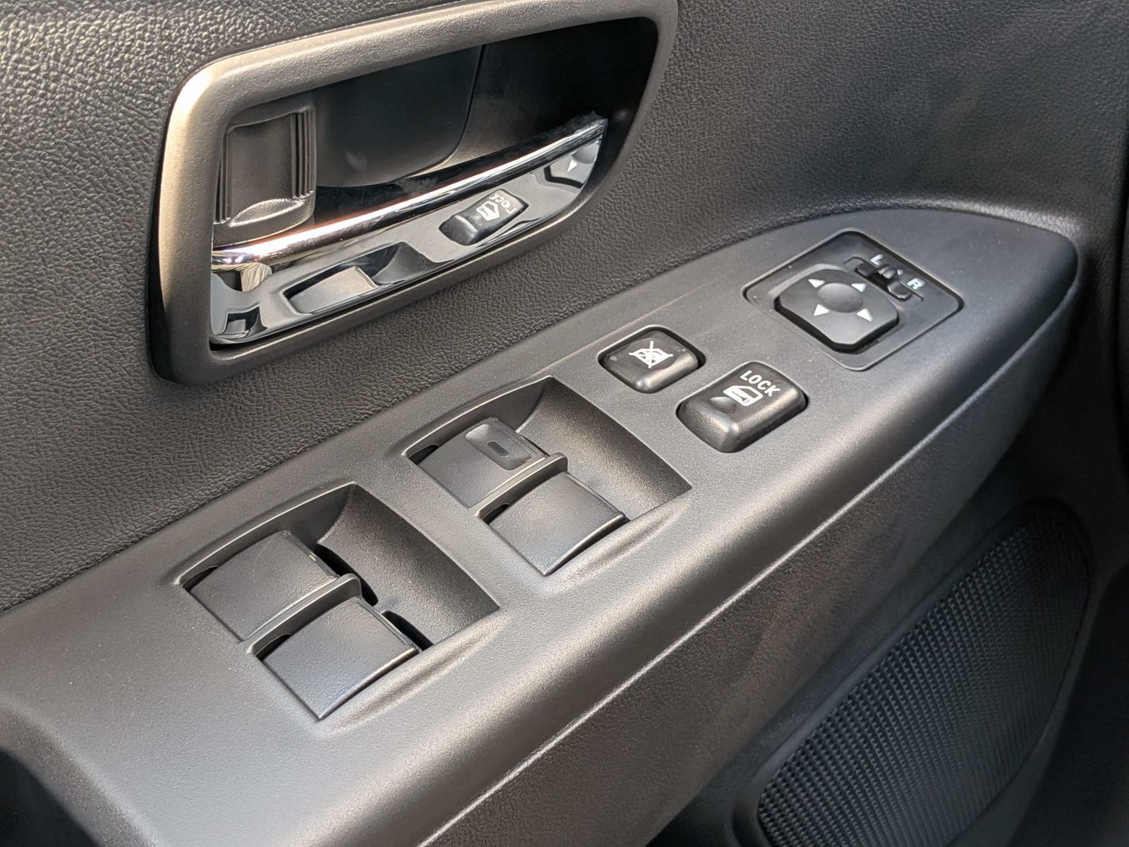 New 2027 Mitsubishi Outlander Sport ES FWD image 26