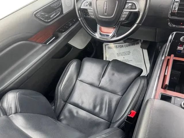 Used 2023 Lincoln Navigator L Reserve AWD/4WD image 24