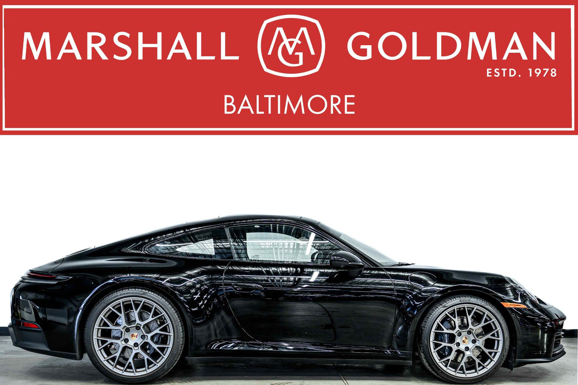 Used 2025 Porsche 911 Carrera RWD image 1