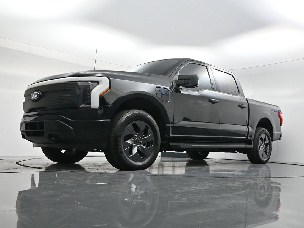 Used 2024 Ford F150 Lightning Flash AWD/4WD image 47