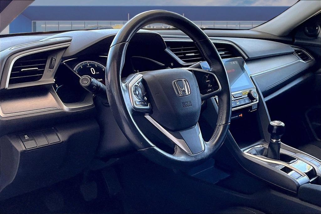 Used 2018 Honda Civic EX-T image 4