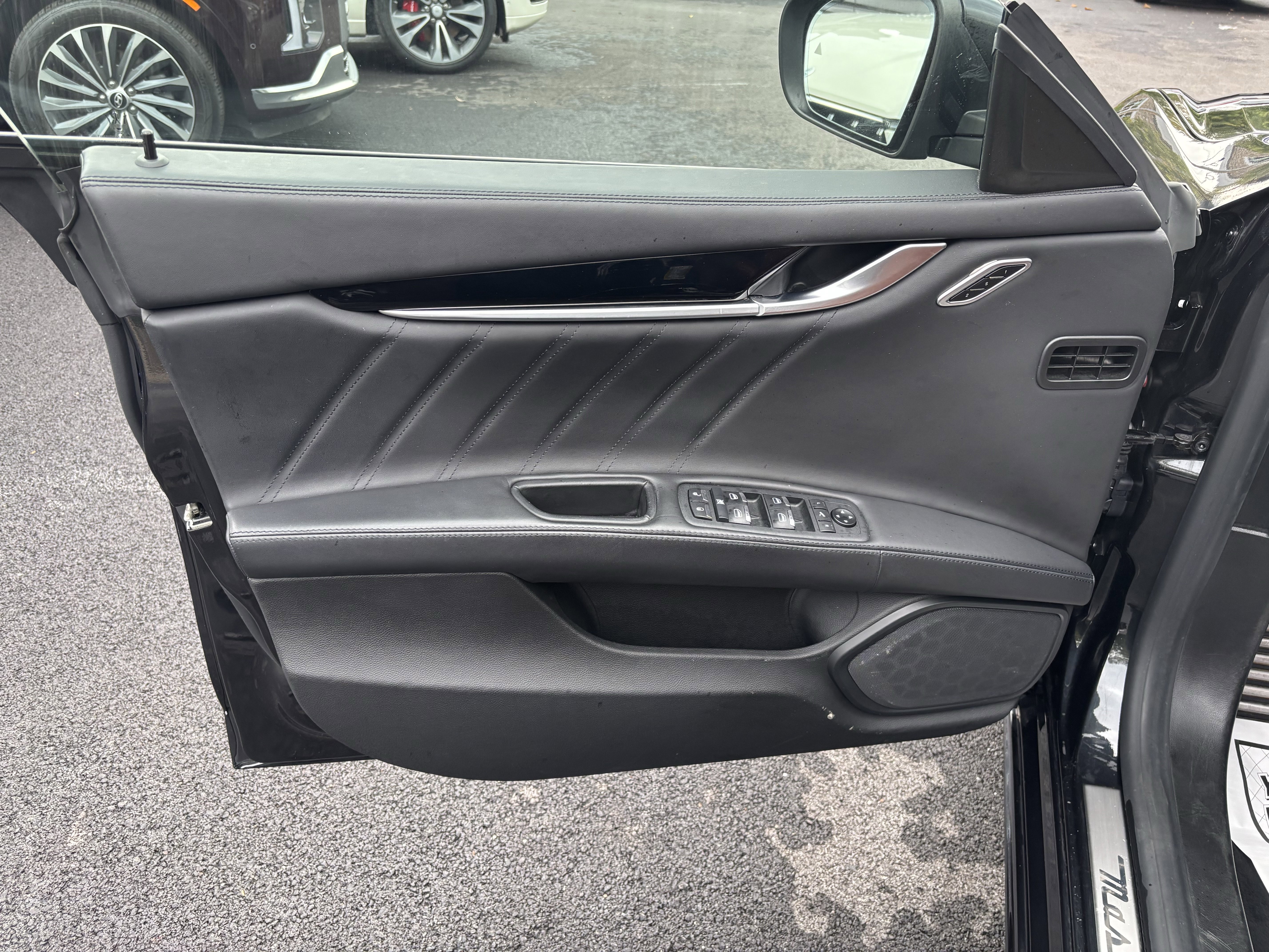 Used 2022 Maserati Ghibli Modena Q4 image 11