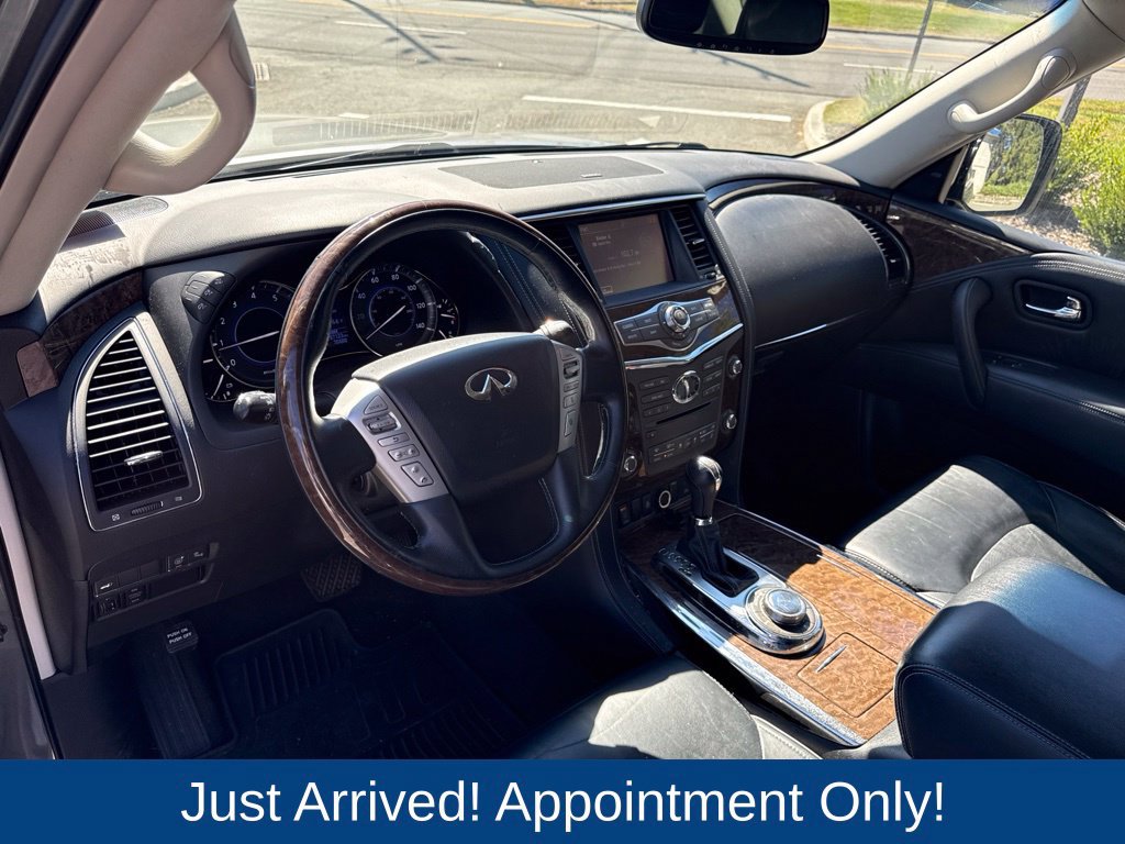 Used 2017 INFINITI QX80 4WD w/ Driver Assistance Package image 8
