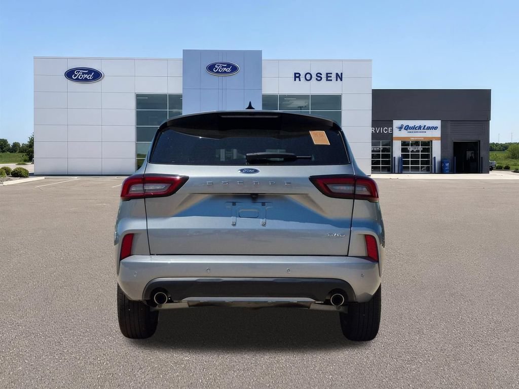 Used 2024 Ford Escape ST-Line w/ Tech Pack #1 AWD/4WD image 8