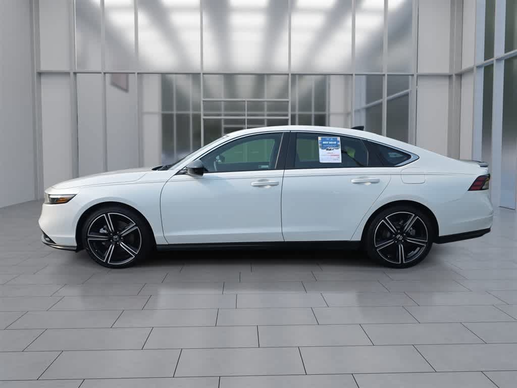 Certified 2025 Honda Accord Sport image 6