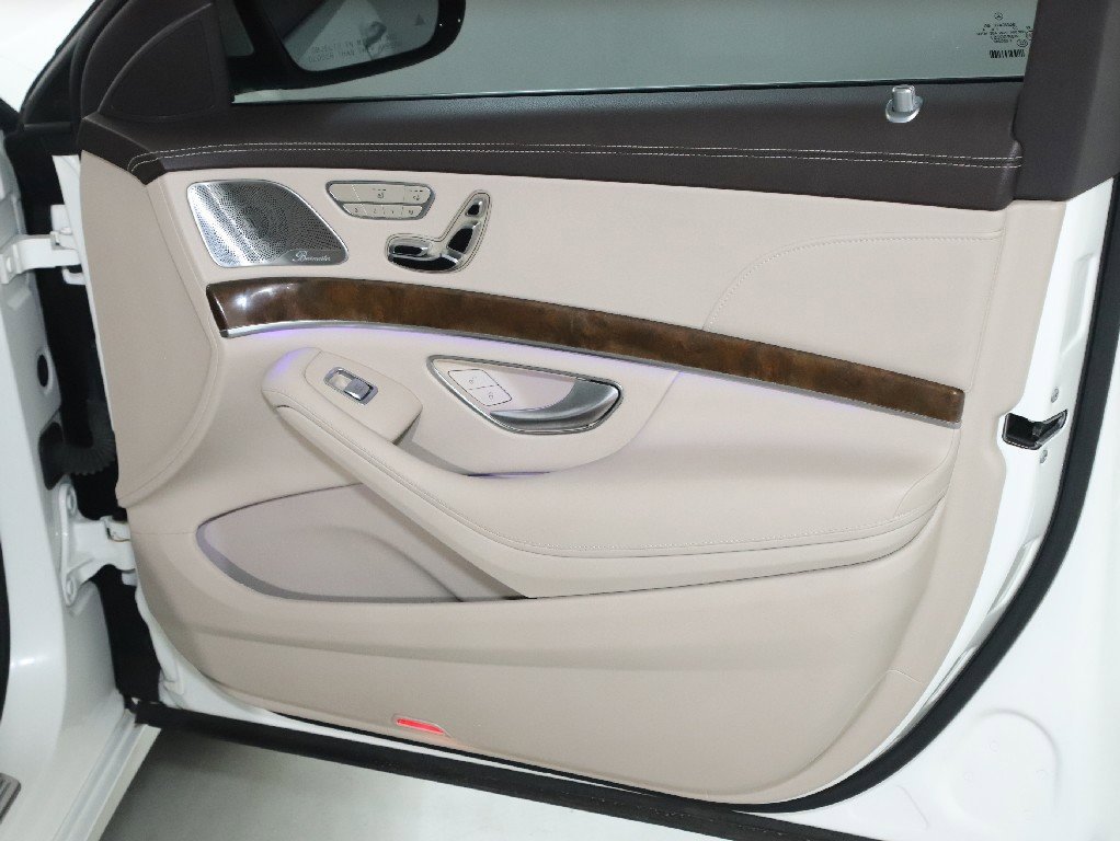 Used 2015 Mercedes-Benz S 550 4MATIC Sedan image 31
