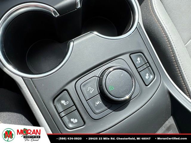 Used 2020 GMC Terrain SLT w/ Preferred Package AWD/4WD image 18