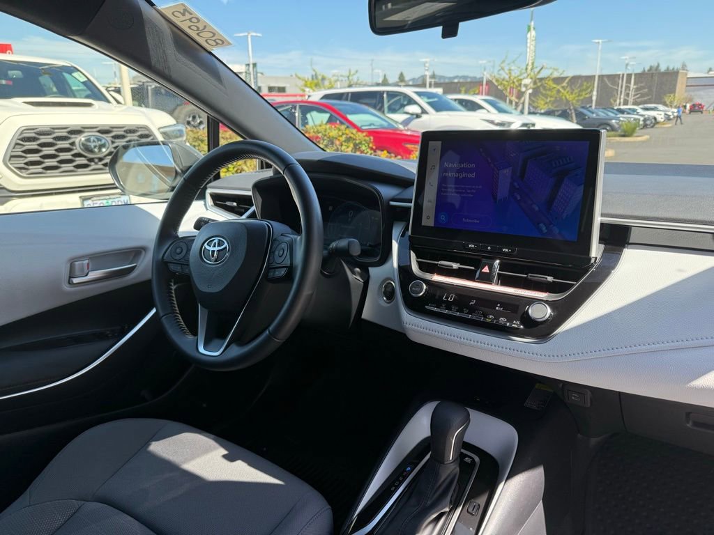Certified 2025 Toyota Corolla SE w/ SE Premium Package image 21