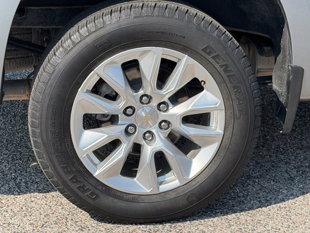 Used 2023 Chevrolet Silverado 1500 Custom AWD/4WD image 10