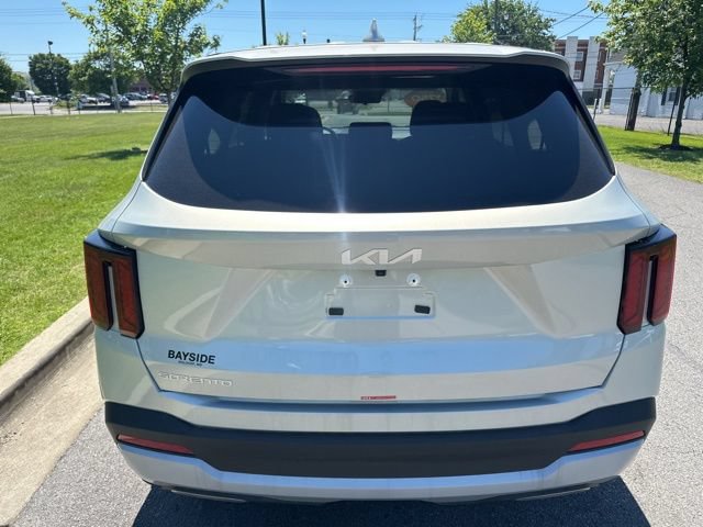 New 2026 Kia Sorento LX FWD image 18