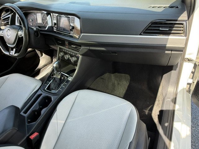 Used 2019 Volkswagen Jetta R-Line FWD image 22