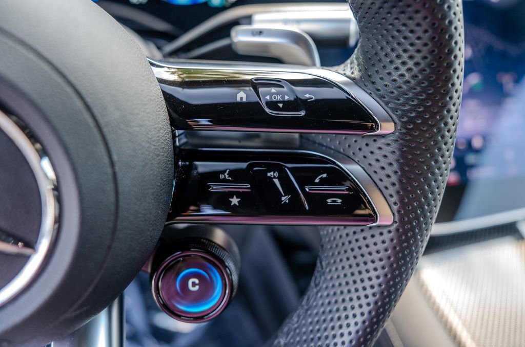 Used 2022 Mercedes-Benz EQS AMG 4MATIC w/ Pinnacle Trim Package image 7