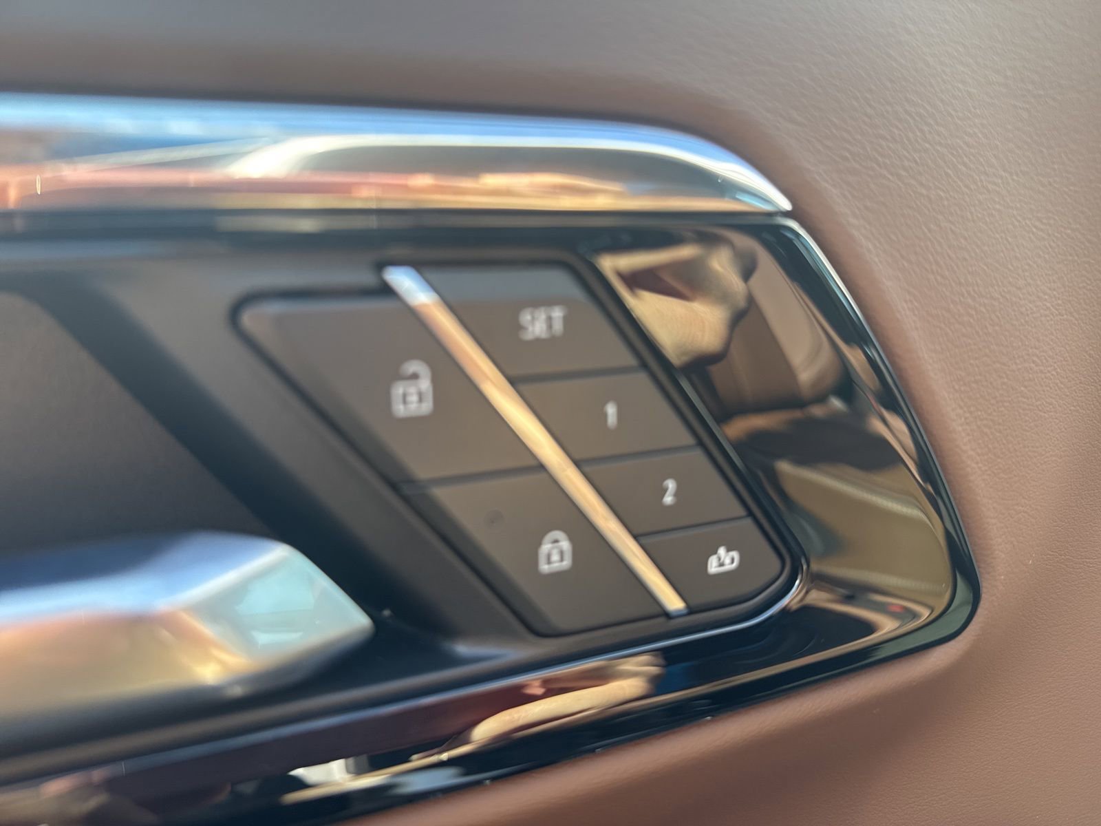 New 2025 Chevrolet Suburban High Country image 23