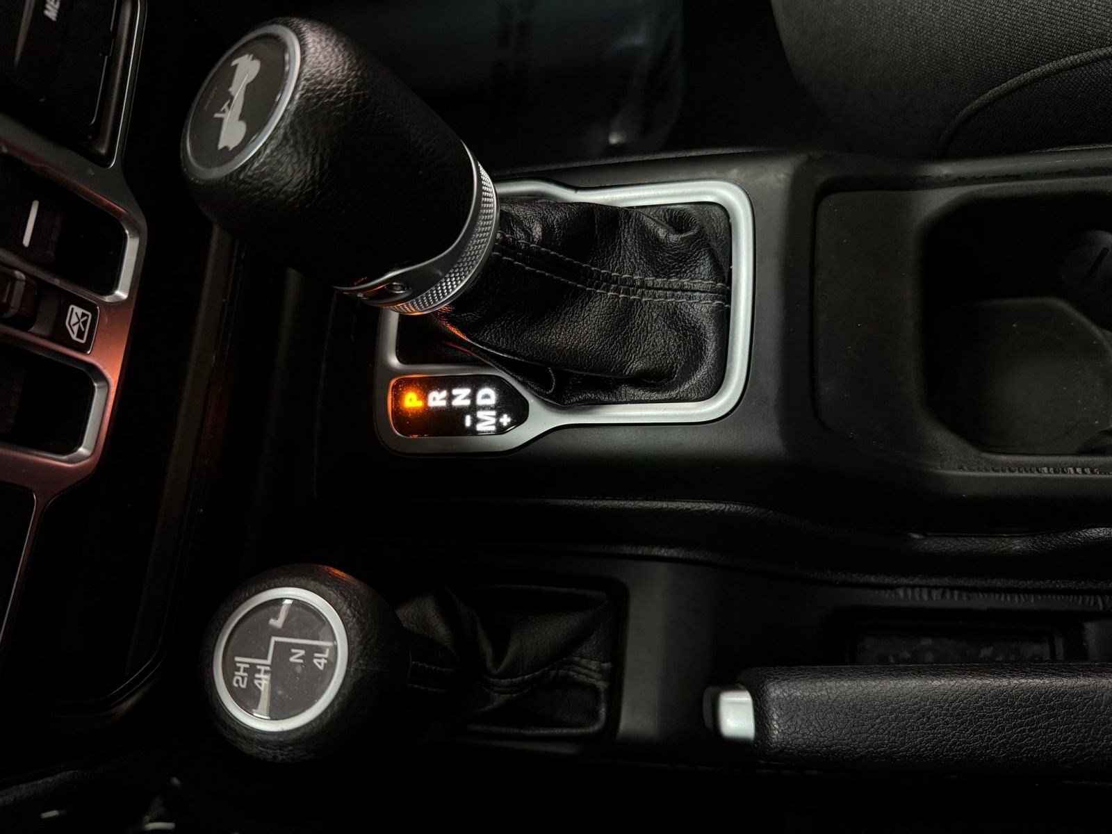 Used 2024 Jeep Wrangler Unlimited Sport AWD/4WD image 15
