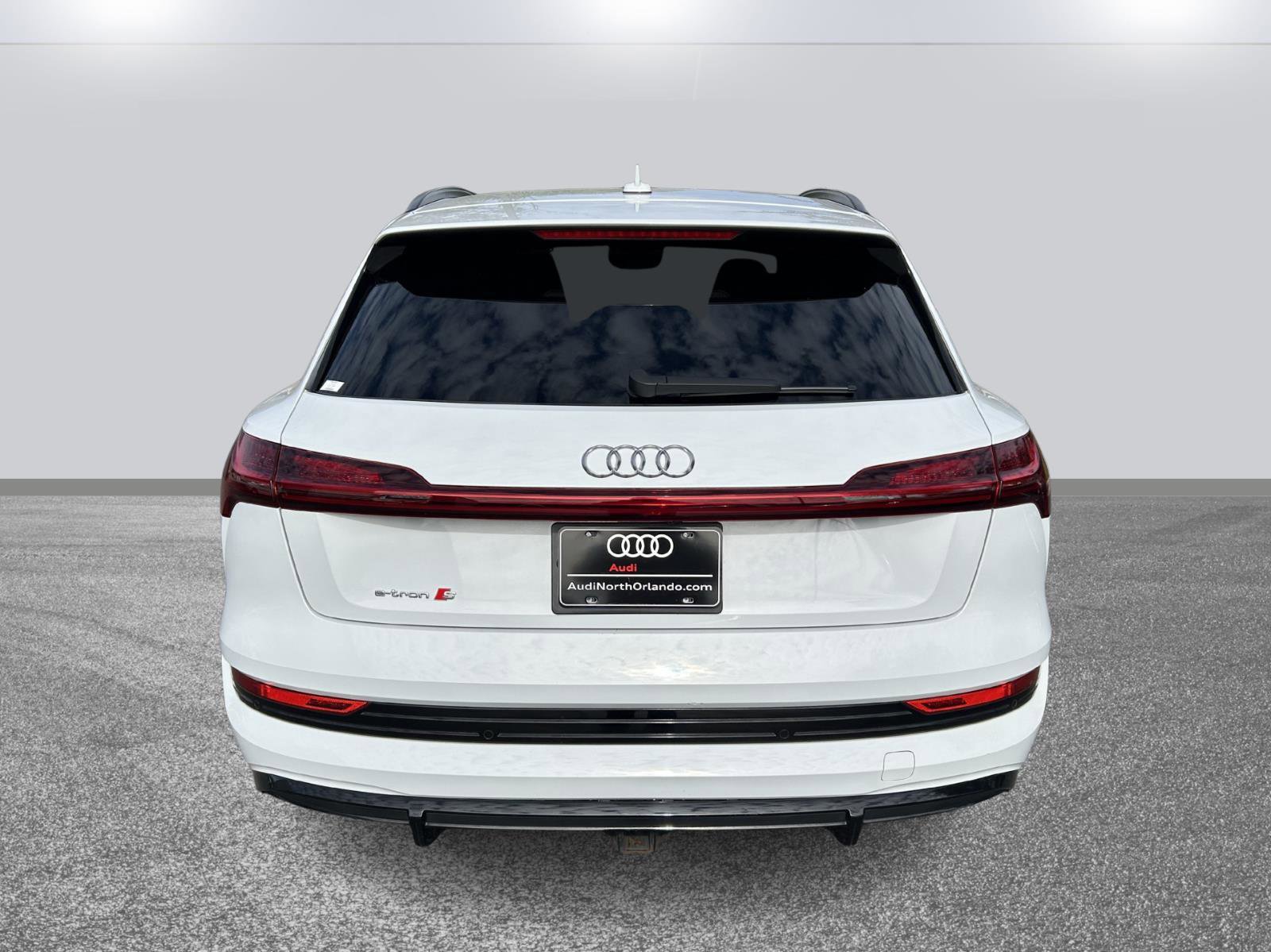 Used 2023 Audi e-tron S Prestige w/ Prestige Package image 5