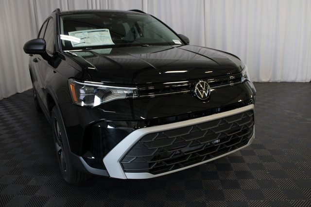 New 2025 Volkswagen Taos S image 28