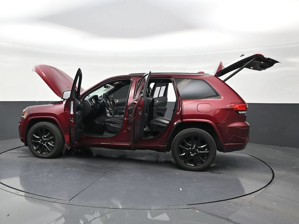 Used 2021 Jeep Grand Cherokee Laredo X RWD image 30