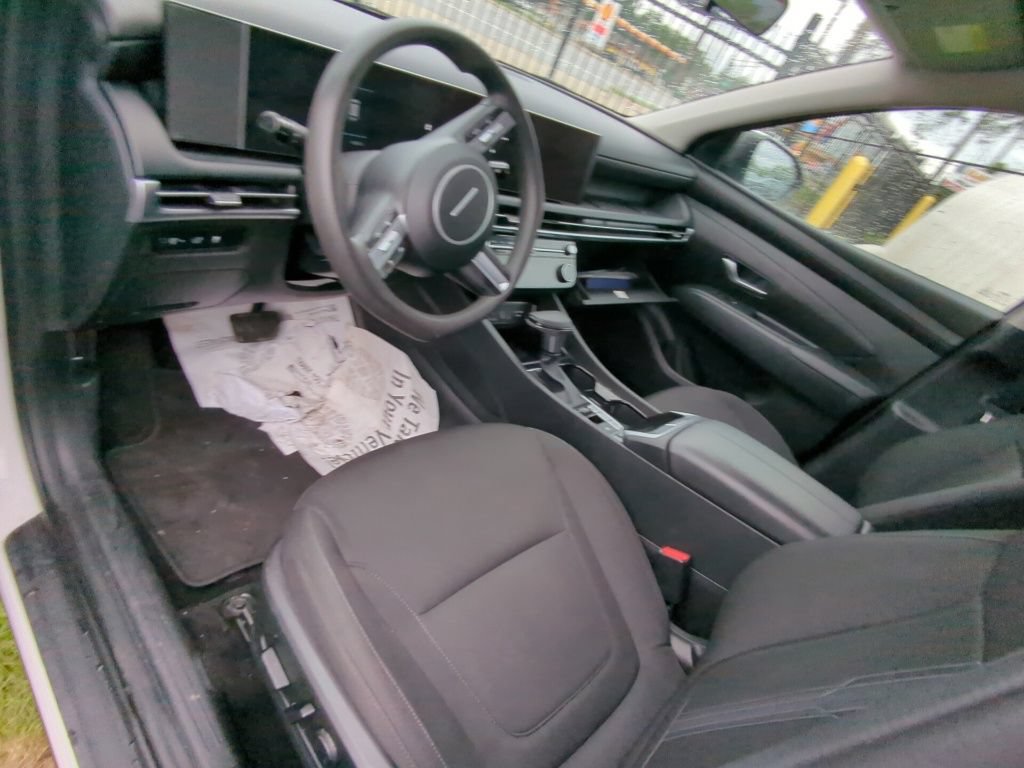 Used 2025 Hyundai Tucson SEL FWD image 7