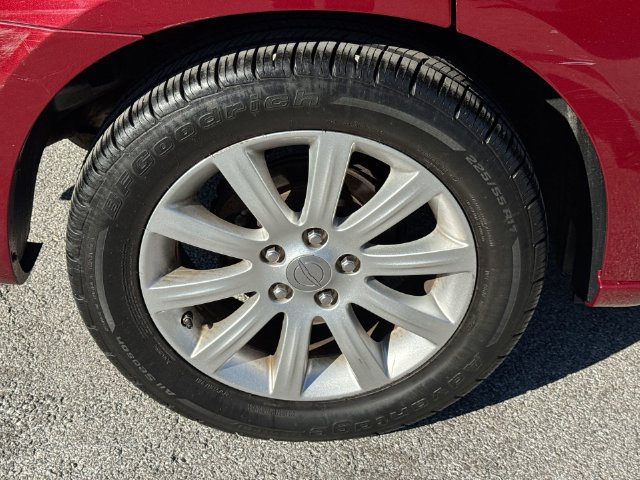 Used 2013 Chrysler 200 Touring w/ Cold Weather Group FWD image 29