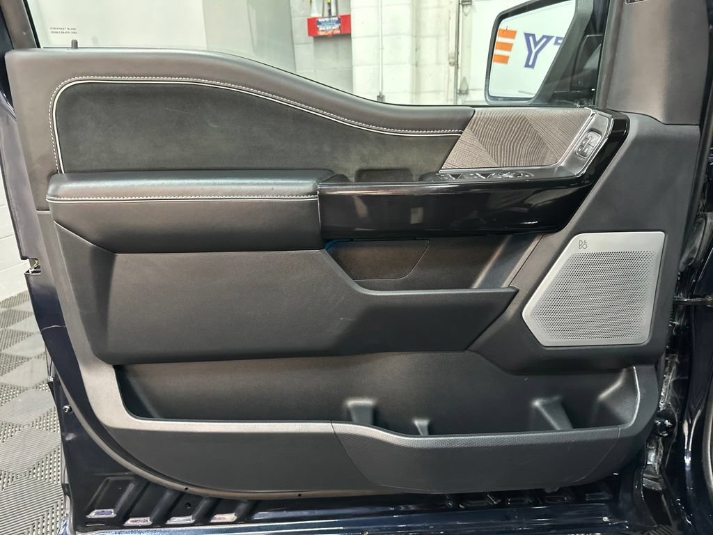 Used 2024 Ford F150 Lightning Platinum AWD/4WD image 18