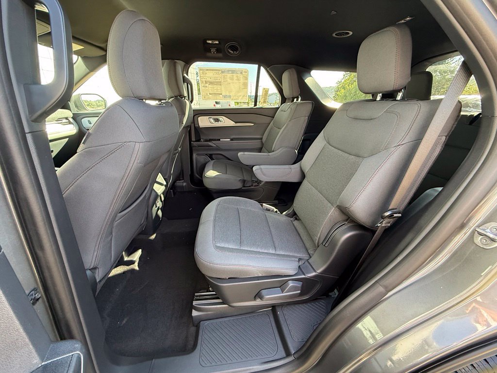 New 2027 Ford Explorer Active AWD/4WD image 17