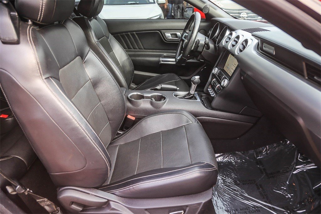 Used 2019 Ford Mustang GT Premium image 15