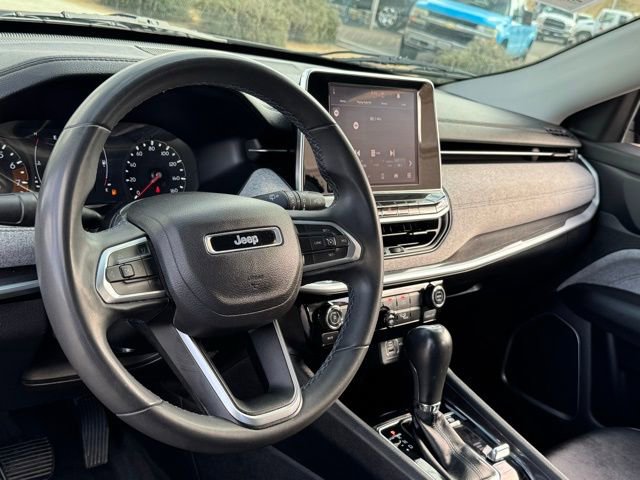 Used 2022 Jeep Compass Latitude image 21