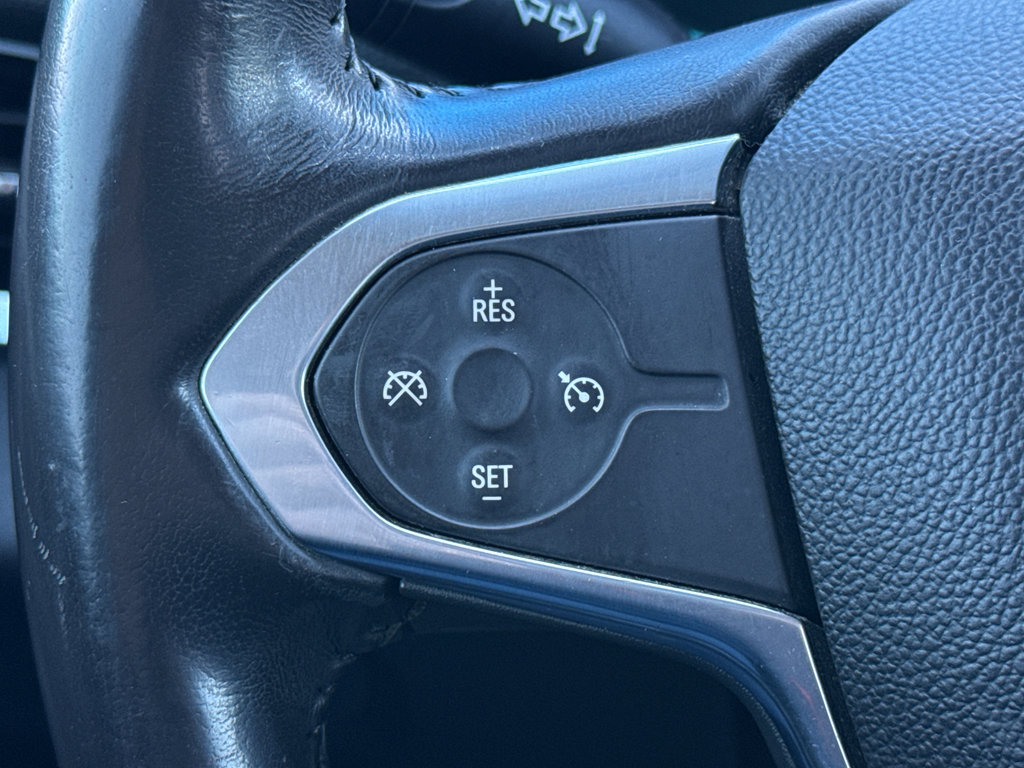 Used 2018 Chevrolet Traverse LT w/ LPO, Black Accent Package image 21