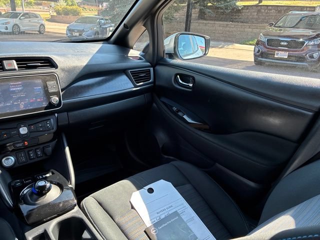 Certified 2025 Nissan Leaf SV Plus FWD image 30